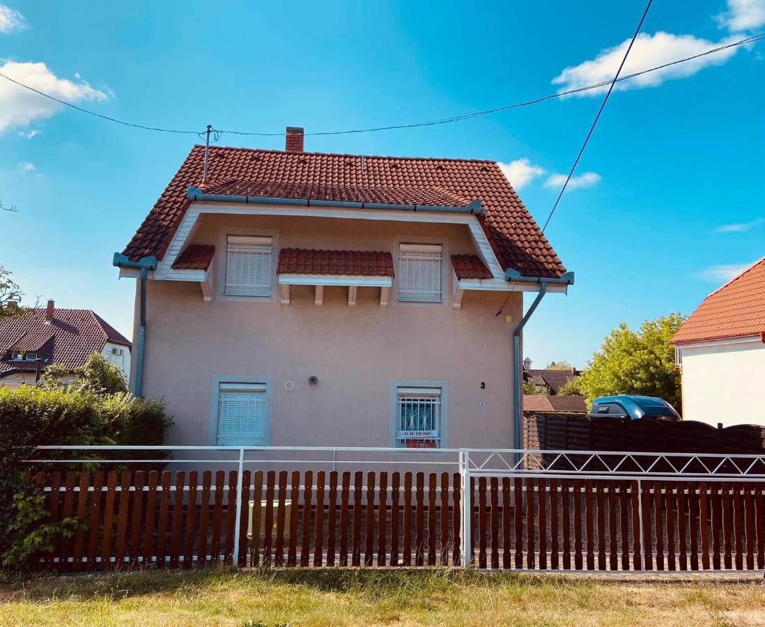 Lili Nyaralohaz Villa Gyenesdiás Exterior foto
